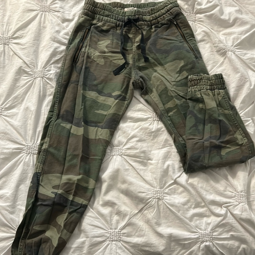 TNA - army print - jogger/jegging - size US 2